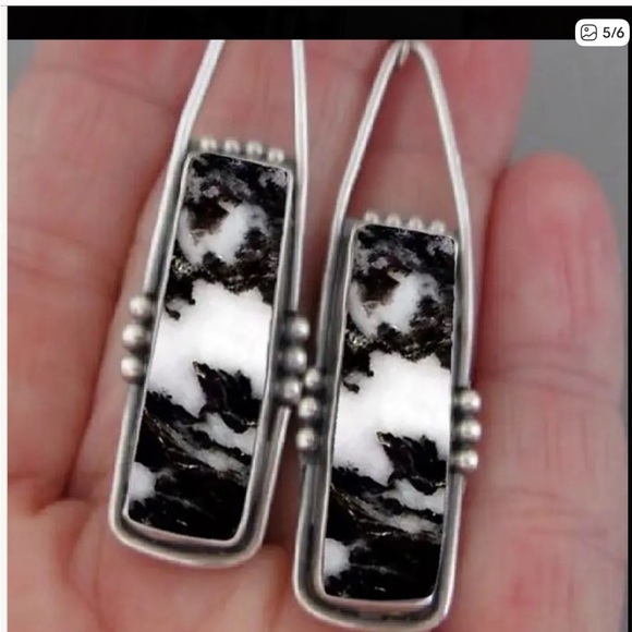 Art Deco Black&White Mosaic Rectangle Earrings NWT - Picture 5 of 7